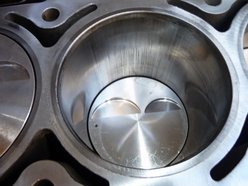 Cylinder wall scuffing after 200 miles. LS1TECH Camaro and Firebird